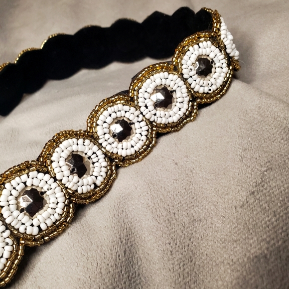 Beaded Boho Stretch Headband - Picture 3 of 3